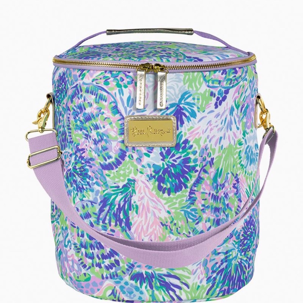 NWT Lilly Pulitzer Beach Cooler in Shell of a Party